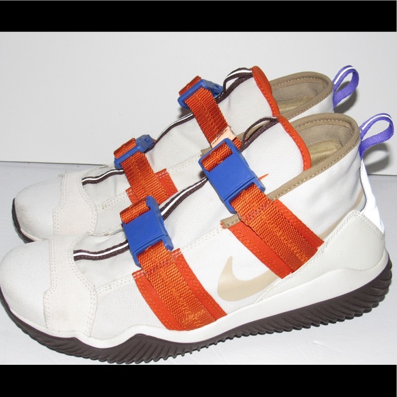 Nike Other - Nike KMTR Komyuter Lifestyle Sample Shoes Sachs